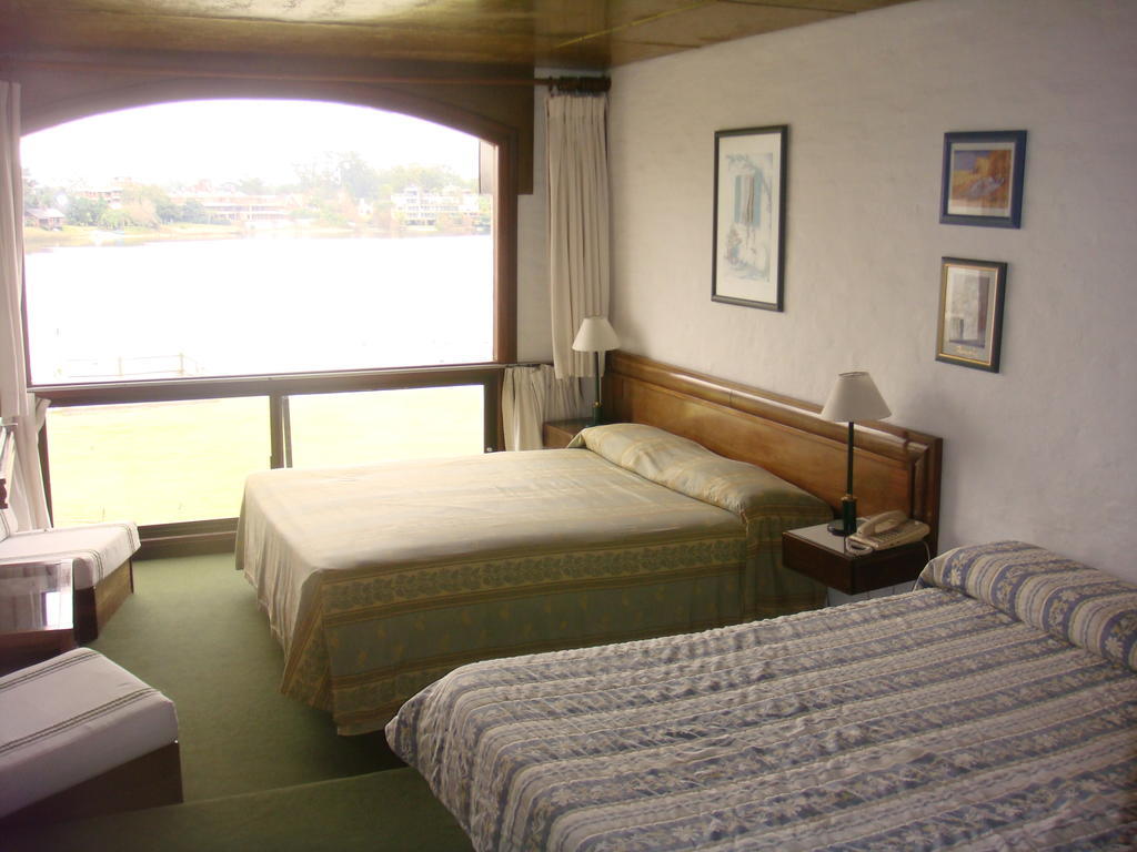 Wyndham Garden Montevideo Carrasco Hotell Ciudad de la Costa Rom bilde
