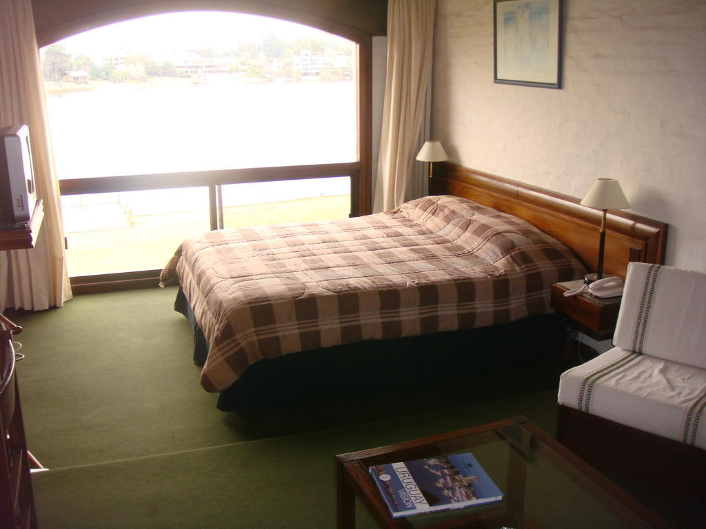 Wyndham Garden Montevideo Carrasco Hotell Ciudad de la Costa Rom bilde