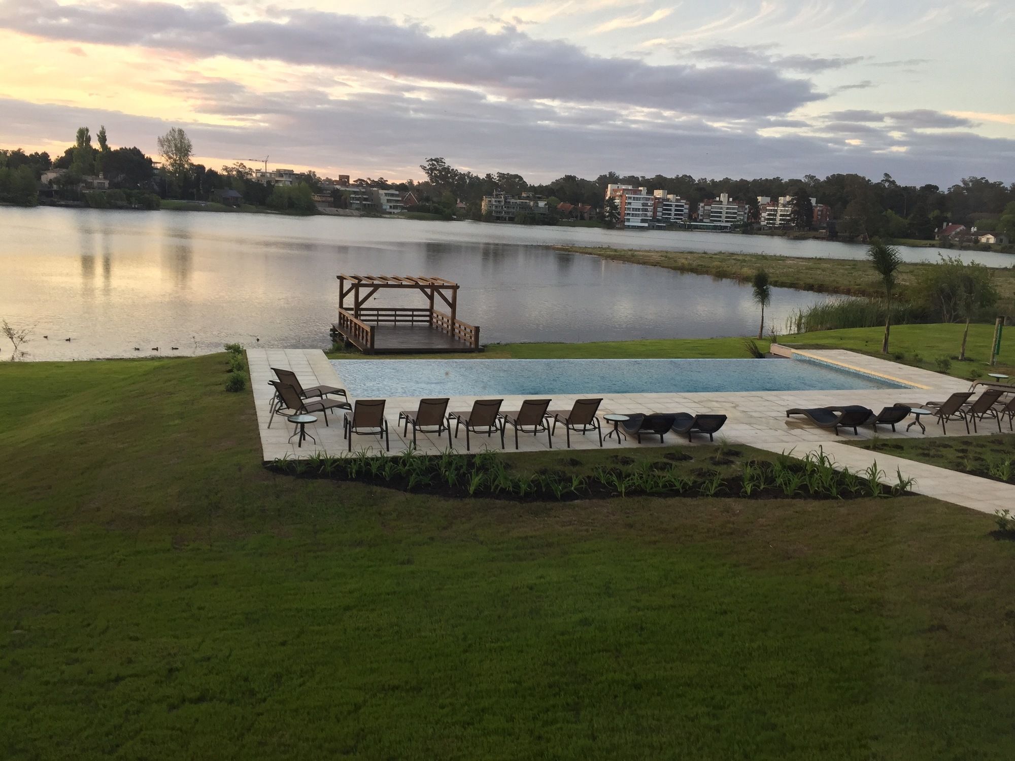 Wyndham Garden Montevideo Carrasco Hotell Ciudad de la Costa Eksteriør bilde